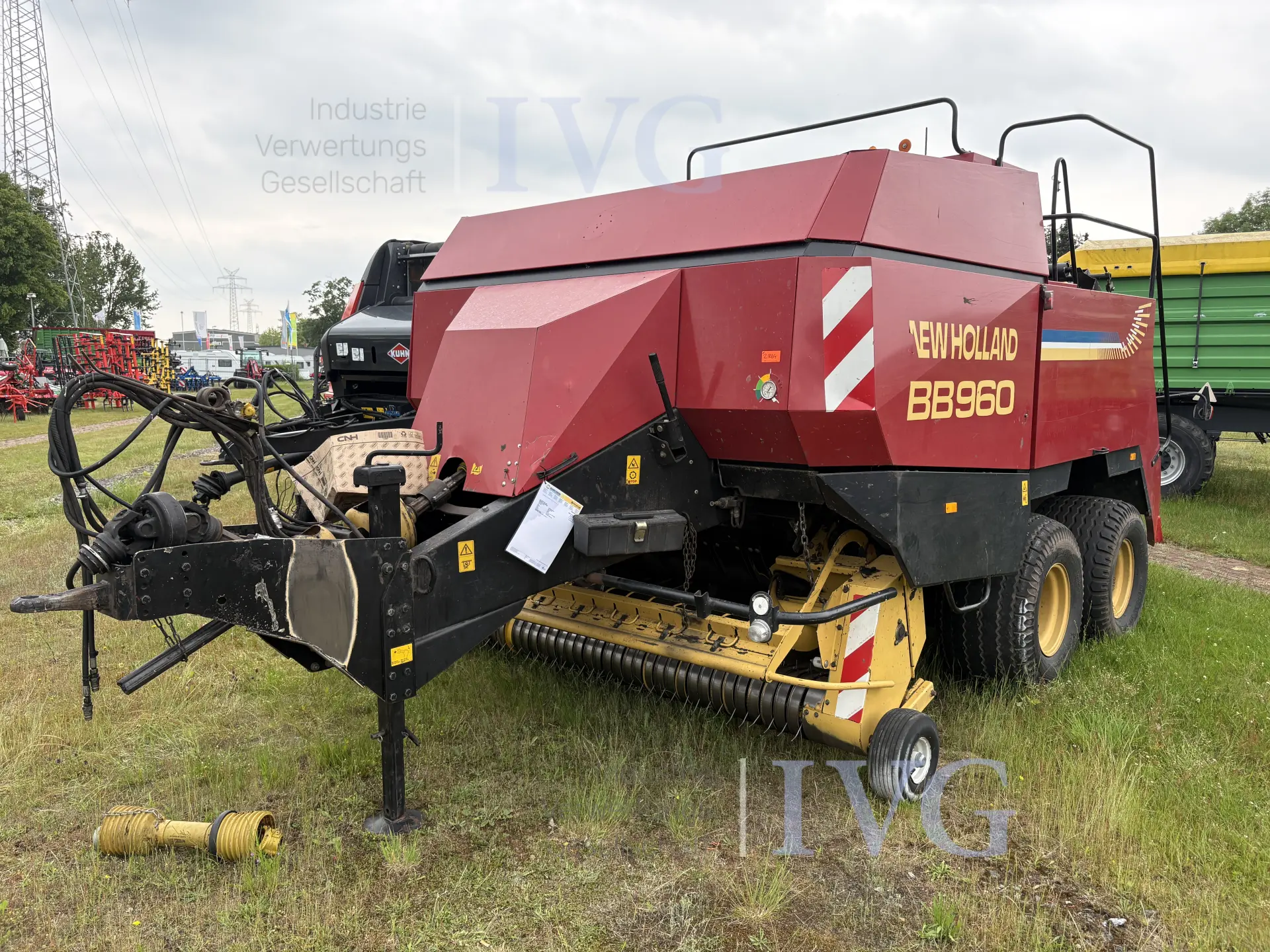 Großballenpresse NEW HOLLAND BB 960 ST